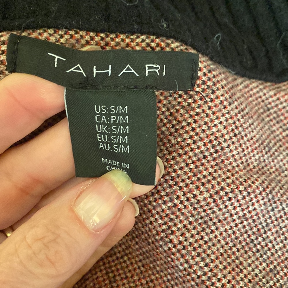 TAHARI, Turtleneck Tan Red Plaid Full Zip Cape Poncho Size SMALL/MEDIUM - Picture 8 of 8